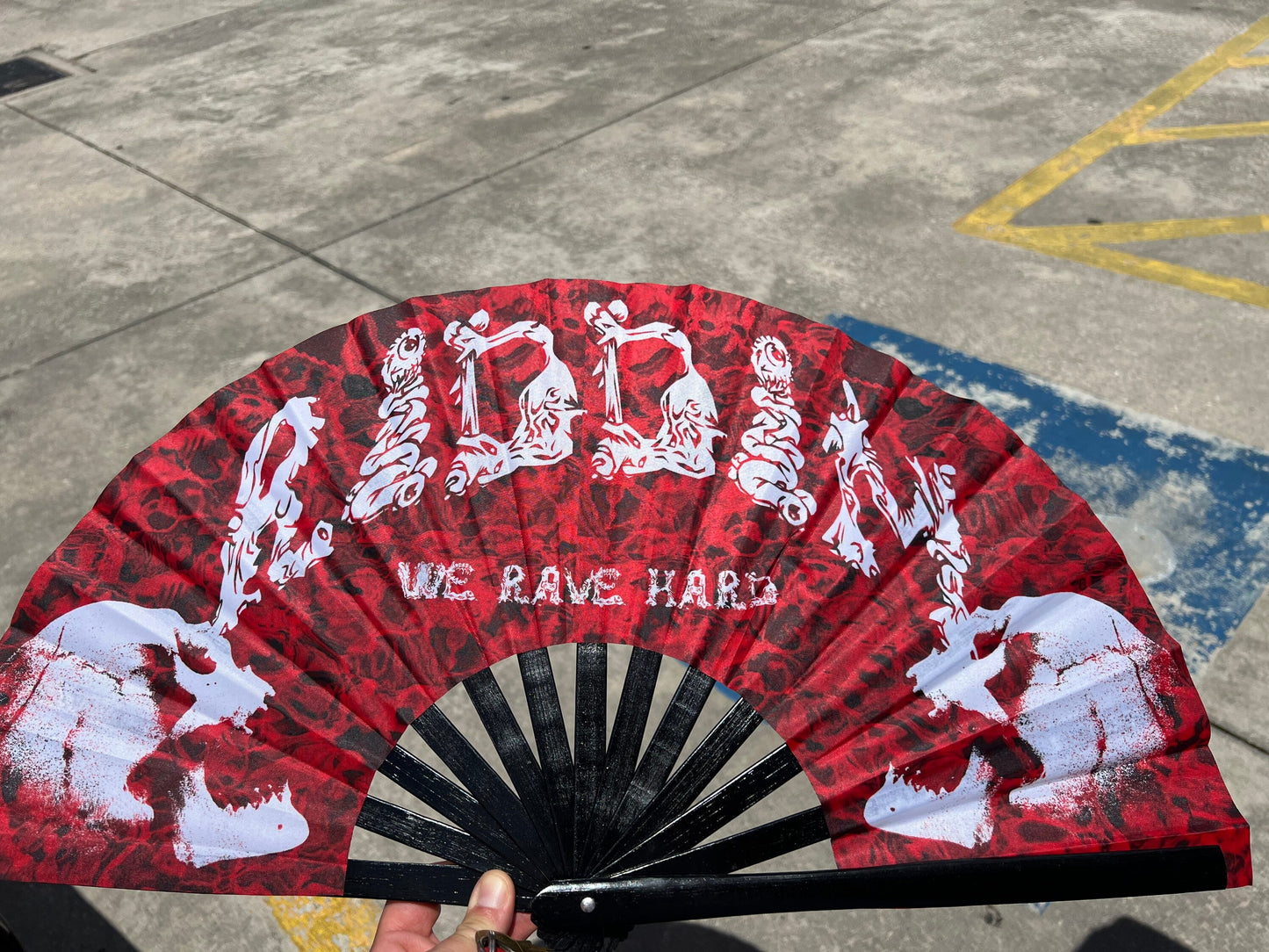 Riddim Blood Red Fan