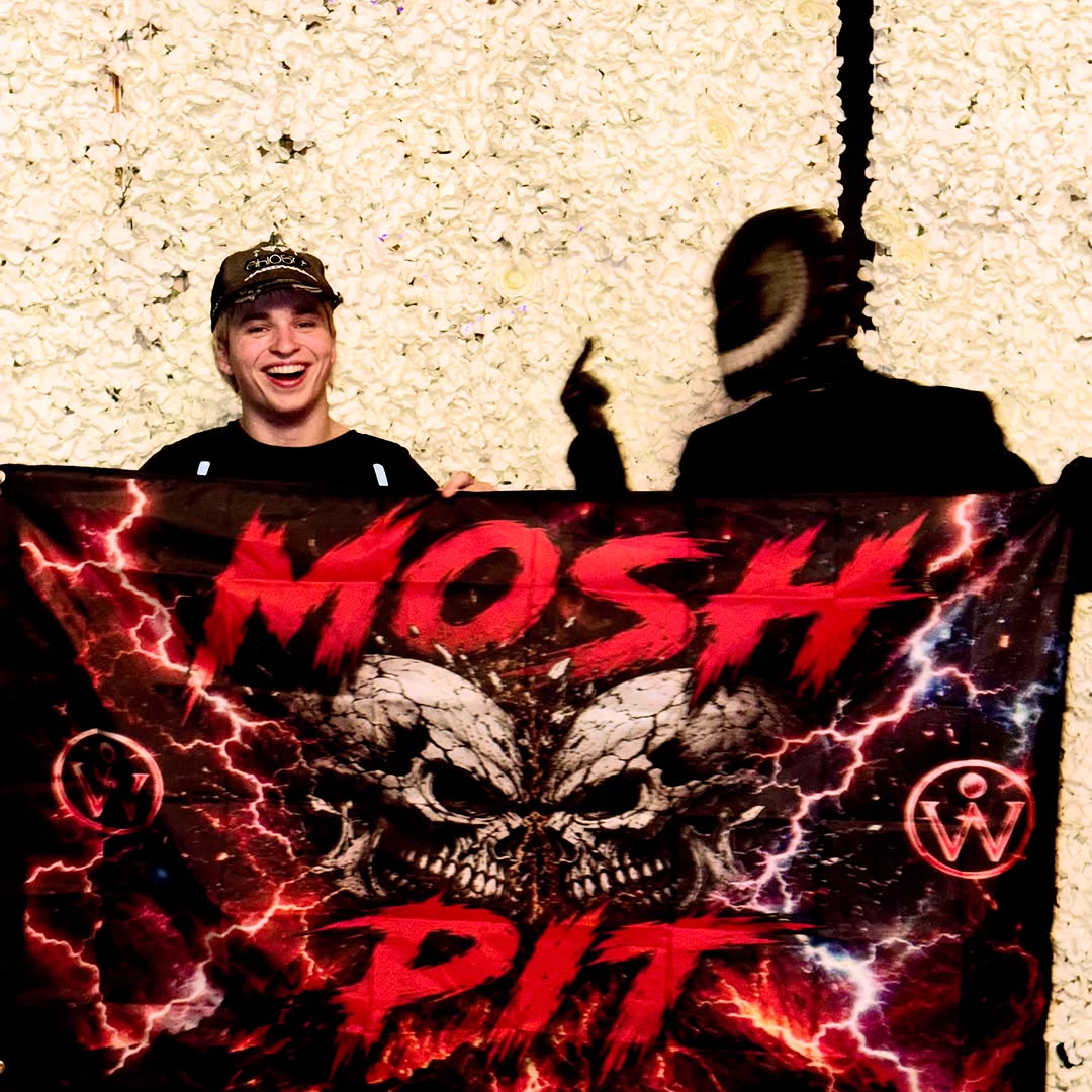 MOSH PIT FLAG
